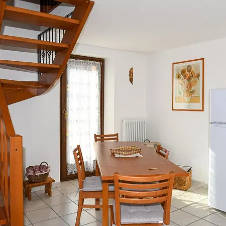 Stars Gressan Apartament *